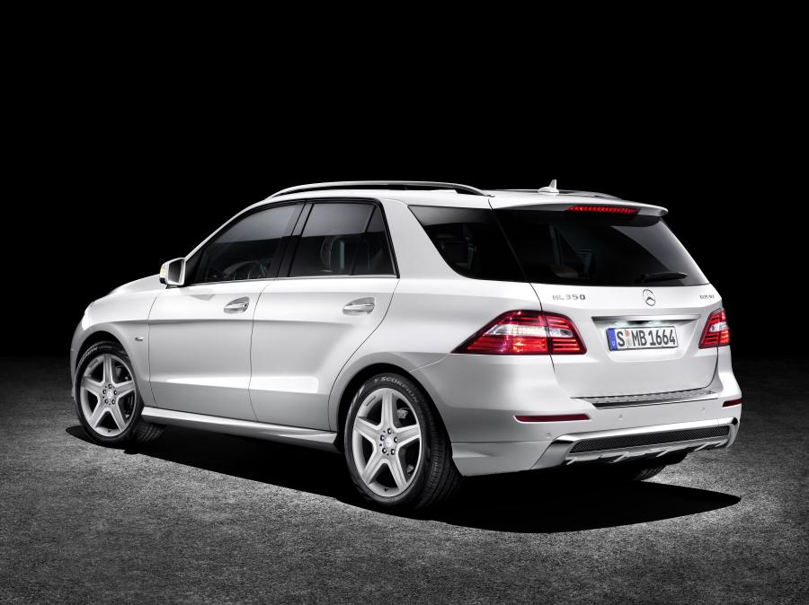  Mercedes-Benz M-Class 2011 года  (фото 44 из 45)
